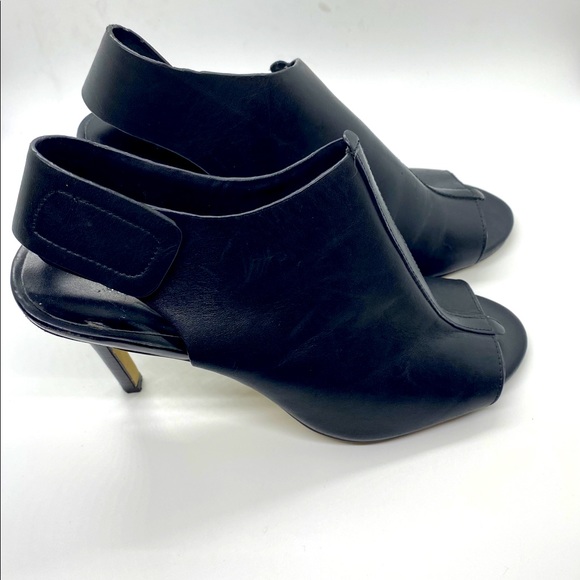 Charles by Charles David Peep Toe Sandal Pump - Picture 2 of 6